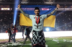 Бойко з українським прапором святкував чемпіонство в Туреччині