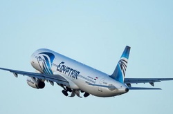 В Каїр привезли останки жертв авіакатастрофи EgyptAir