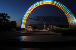 У Нищука запевнили, що Арку Дружби народів не зноситимуть