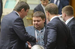 Валерій Карпунцов: Чому Сакварелідзе без освіти, без мови вас задовольняє, а Луценко - ні?