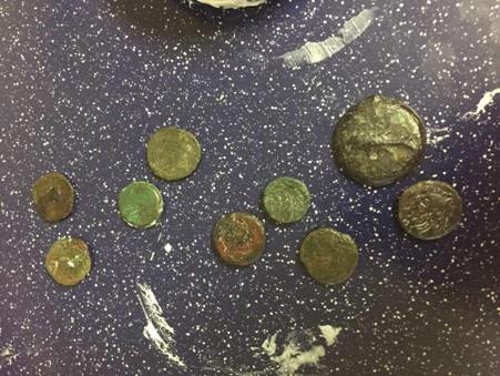 В Одеському аеропорту СБУ вилучила колекцію старовинних монет