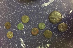 В Одеському аеропорту СБУ вилучила колекцію старовинних монет