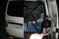 Контрабанда - це бізнес СБУ, МВС і ДФС. Політолог популярно пояснив, чому митники покарали дипломатів