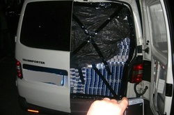 Посольство України у Словаччині запевняє, що автомобіль з контрабандою йому не належить