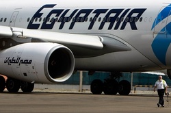 Судмедексперти: про вибух на борту літака EgyptAir говорити рано
