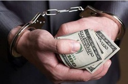 На Черкащині затримали депутатку, яка вимагала хабара від фермера