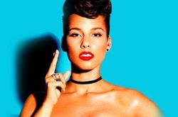 Алиша Киз выпустила черно-белое видео на песню «In Common»