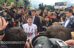 Савченко після прес-конференції приїхала до «Батьківщини»