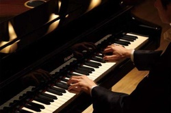 Украинский пианист растрогал лайт-кавером на песню Джамалы «1944»