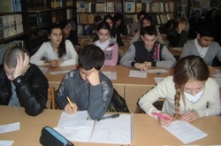 В окупованому Криму ФСБшники в школі допитують кримськотатарських дітей