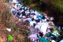 Крим розпочав третій туристичний сезон в окупації. Пляжі тонуть в смітті