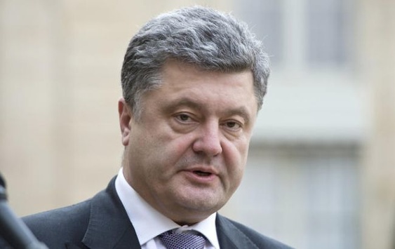 Порошенко обіцяє прискорити звільнення українських в’язнів