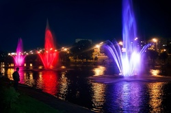 Фонтан на Русанівці працюватиме щоп’ятниці та у вихідні