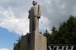 Останній пам’ятник Леніну на Черкащині перевезуть до музею