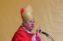 Архиєпископа Києво-Житомирського Петра Мальчука поховають сьогодні у Ворзелі