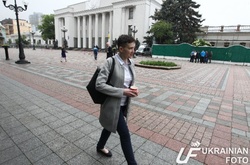 Надія Савченко відкриває засідання Верховної Ради