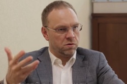 Власенко: «Савченко розуміє, що не може лейтенант одразу стати генералом»