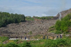 На львівському сміттєзвалищі знайдено тіла вже двох рятувальників - ЗМІ