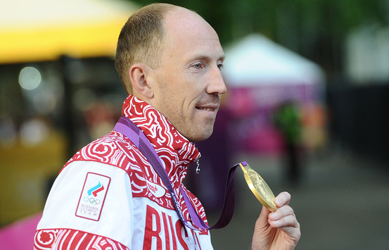 Російські чемпіони віддали олімпійські медалі, здобуті під дією допінгу
