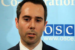 Посол США в ОБСЄ звинуватив Лаврова в сексизмі за слова про Савченко