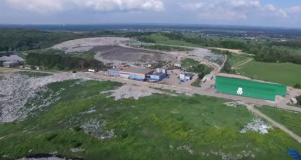 З висоти пташиного польоту: активісти показали гігантське сміттєзвалище під Києвом