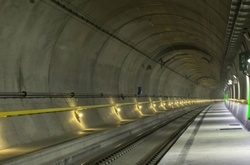 У Швейцарії відкрили найдовший залізничний тунель