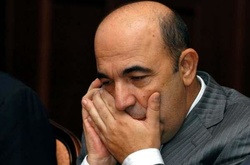 Опоблок «застукав» Рабіновича на співробітництві з владою