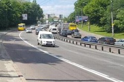 У Подільському районі конфлікт між водіями завершився стріляниною