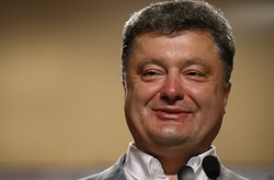 Порошенко заявив про стабільність банківської системи