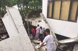 У Таїланді обвалився готель: під завалами семеро туристів 