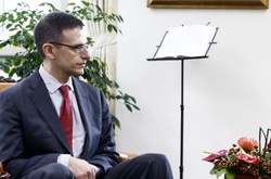 США відправляють до Європи посланця, щоб переконати зберегти санкції проти РФ