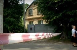 Під Києвом невідомі застрелили трьох людей