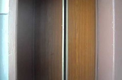 Соціальні мережі «вибухнули» від кумедного проукраїнського оголошення в окупованому Донецьку