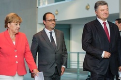 Порошенко розповів Меркель і Олланду про ситуацію на Донбасі