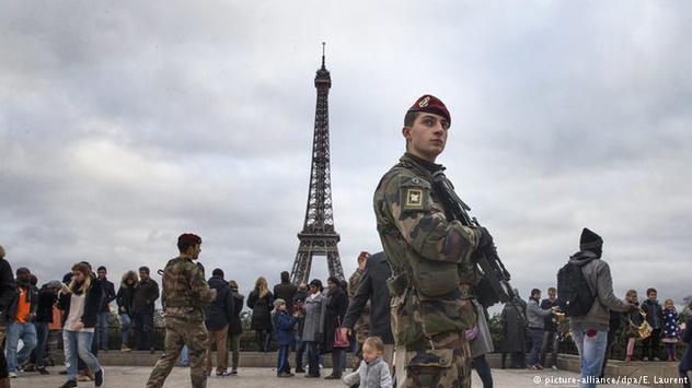 Під час Євро-2016 порядок у Франції охоронятимуть 90 тисяч поліцейських