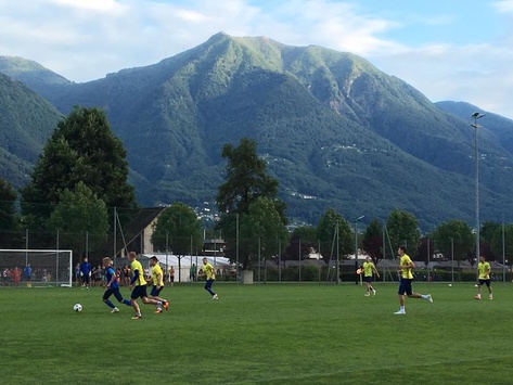 Збірна України провела останнє тренування у Швейцарії перед від'їздом до Франції