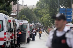 Жахливий теракт у Стамбулі: біля автобусної зупинки стався вибух