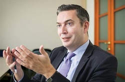 У МВФ ще визначаються з остаточним розміром траншу для України