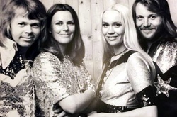Легендарная ABBA воссоединилась в честь 50-летия группы 