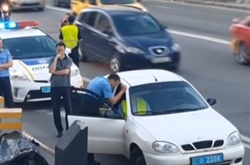 Колесо, що на ходу відірвалося від автомобіля, убило пішохода