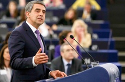 Президент Болгарії заявив, що Росія намагається знищити ЄС 