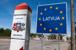 У Латвії іноземці платитимуть 5 тисяч євро за повторний дозвіл на проживання