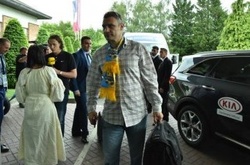 На матч Україна-Німеччина у французький Лілль приїхали Кличко і Джамала 