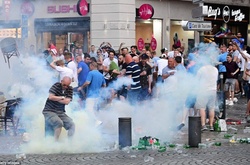 Франція депортує двох росіян, затриманих за бійку у Марселі