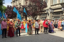 Єдність по-російськи: в окупованому Криму Парад народів пройшов без українців (ФОТО)