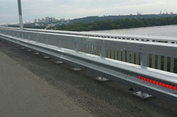 Рух транспорту на Південному мосту відкрито