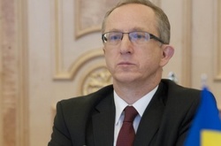 Томбінський переконує, що Європа щодня переймається Кримом та Донбасом