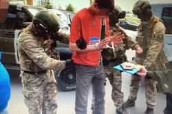 ЗМІ: Поліція Франції арештувала спільника затриманого в Україні француза 