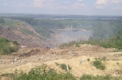 На Львівщині загорілось ще одне сміттєзвалище