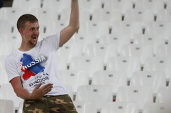 УЄФА умовно дискваліфікувала Росію до кінця Євро-2016